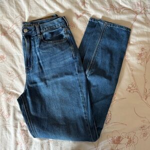 NWOT American Eagle Mom Jeans